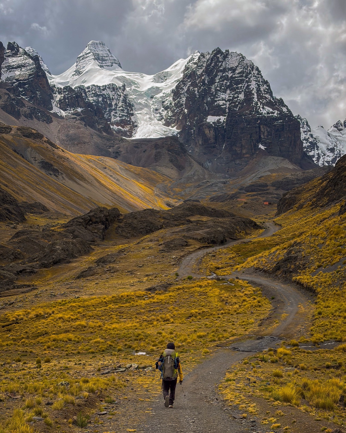 Pequeño Alpamayo, Bolivia — photograph 2